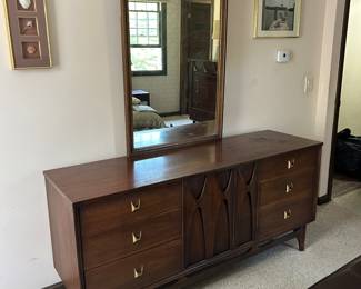 Brothill Brasilia Dresser with mirror