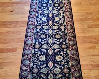 Surya rug Indian wool rug 2.6 x 8’