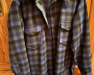 Men’s Pendleton size large shirt