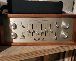 Marantz Model 33 Vintage Preamp