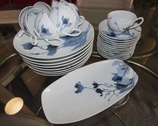 Dansk cups/saucer, serving dish and dinner plates.