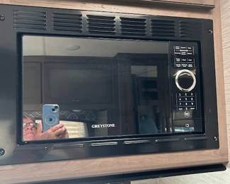 RV Motorhome. 4 THOR CHATEAU 22E. 2021 model year, mileage 22,030. Sleeps 6, excellent condition many extras. Full bathroom, two queen beds, solar panels, microwave, propane stove and fridge, two zone AC and heating. VIN 1HA3GSCGOKN014902.