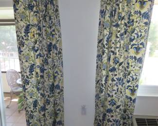 6 panels of window drapes.