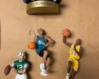 SPORTS ORNAMENTS