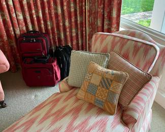 Chaise Lounge