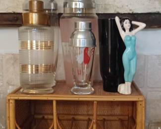 Vintage Shakers!
