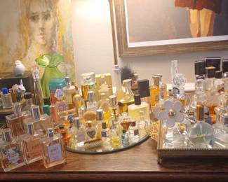Perfumes Bottle Collection