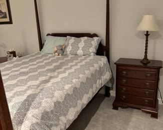 4 Poster queen bed and Kincaid 4 drawer nightstand