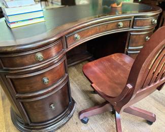Stanley kidney shaped desk