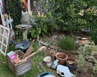 Garden decor