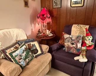 Recliner chairs, Crystal Lamp