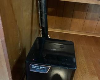Samsung Wireless Subwoofer and sound bar