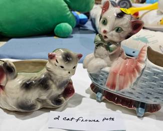 CAT FLOWER POTS