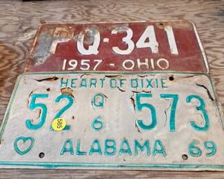 VINTAGE LICENSE PLATES