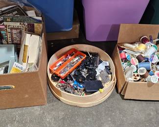 SEWING / CRAFT LOT