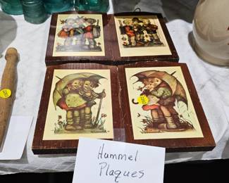 HUMMEL PLAQUES