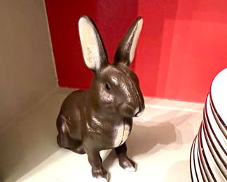 Cast Rabbit