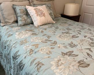 Queen bed and linens