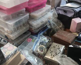 We bagged and created a nice vintage bulk jewelry deal! 400 pcs! $1500! Comes to just $3+ apiece!
We also have 100's of pices of single price jewelry and display smalls! Two displays overflowing and for sale as well!