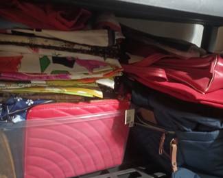 Vintage mod Pillowcases, curtains... Small new Coach and other wallets, small bags, etc ..