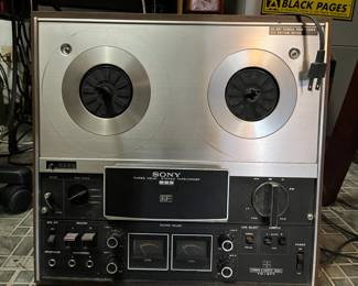 reel to reel player