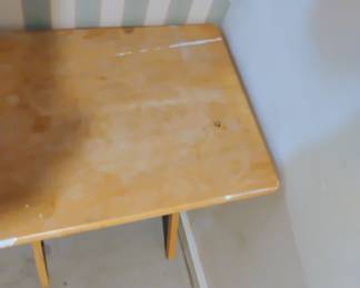 SM TABLE FOLD UP