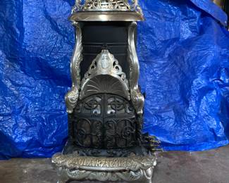 Beautiful 1920 parlor stove