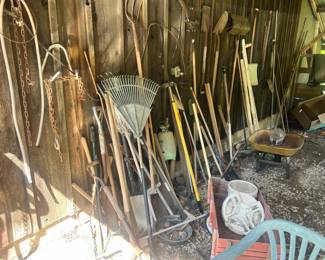 GARDEN TOOLS