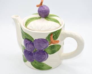 vintage tea pot