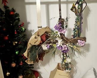 Holiday decor