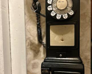 (Working)Rotary style Payphone that mounts to wall