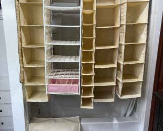 Versatile Closet Organization