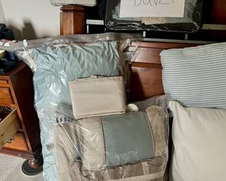 KING SET ALL VACUUM BAGGED AND READY