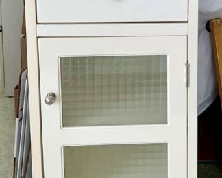 Now this is a must have for smaller spaces - bathroom, bedroom or anywhere!