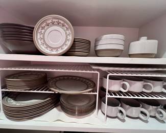 Everyday dishes -- but not merely Everyday styling!