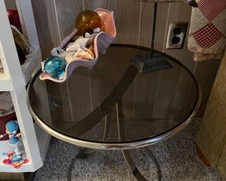 Vintage Gardner Leaver Steelcase side/accent table.