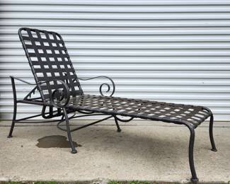 Adjustable Chaise