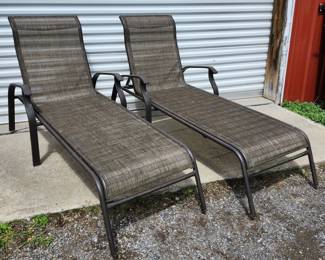 Pair adjustable lounge chairs