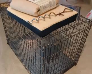 Pet Supplies Including Dog Kennel