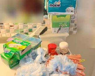 Swiffer Pads And More Mystery Lot