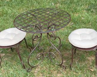 Cast Aluminum Bronze Bistro Set