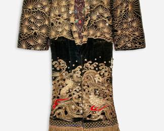 Lot 162: Meiji Period Kabuki Embroidered Kimono, Dragon & Phoenix