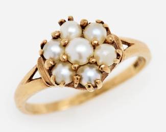Lot 128: 10k Victorian Pearl Cluster Ring