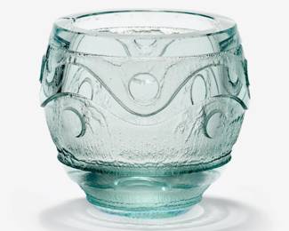 Lot 192: Daum Acid-Etched Art Deco Vase (ca. 1930)