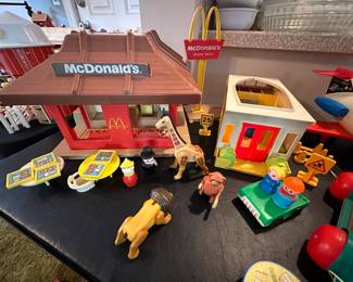 All Fisher-Price items shown in the photos are being sold as ONE COMPLETE LOT — no cherry pickers, please!