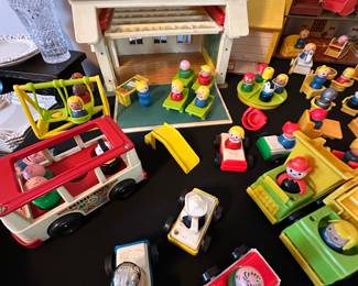 All Fisher-Price items shown in the photos are being sold as ONE COMPLETE LOT — no cherry pickers, please!