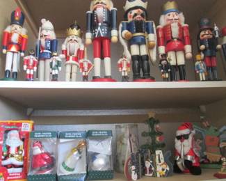 Nutcrackers & Boxed Ornaments