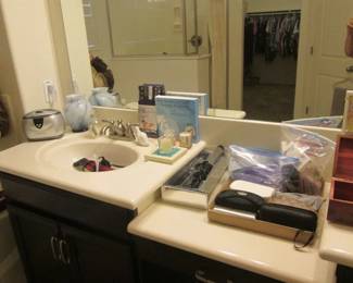 Bathroom Items & Sunglasses