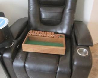 Theatre-Style Recliner