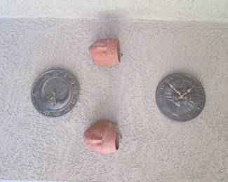 Patio Metal & Clay Decor